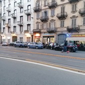 Sangue per le strade di Aurora, rissa con bastoni chiodati: ferito in ospedale