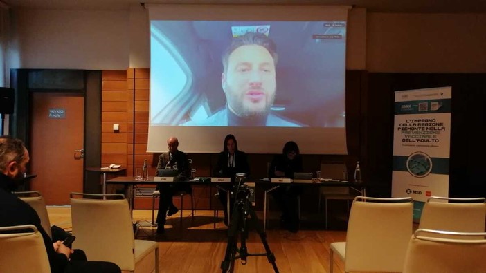 Vaccinazione in Piemonte, Riboldi: "La sfida è diventare una delle regioni più protette" Vaccinazione in Piemonte, Riboldi: "La sfida è diventare una delle regioni più protette"