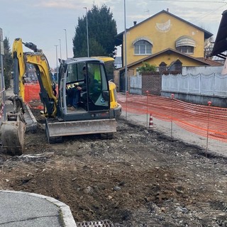Lavori lungo via Pateri a Nichelino (foto d'archivio)