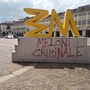 &quot;Meloni criminale&quot;, la scritta contro la premier nel salotto buono di Torino