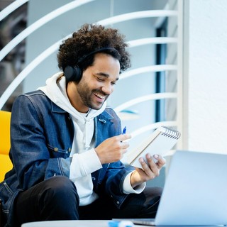 Diventare sviluppatore WordPress freelance: opportunità, sfide e strumenti utili
