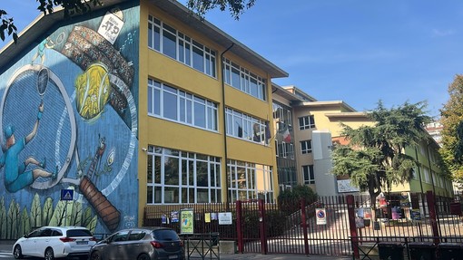 Santa Rita fa festa tra i banchi: 50 anni per la Scuola Sinigaglia