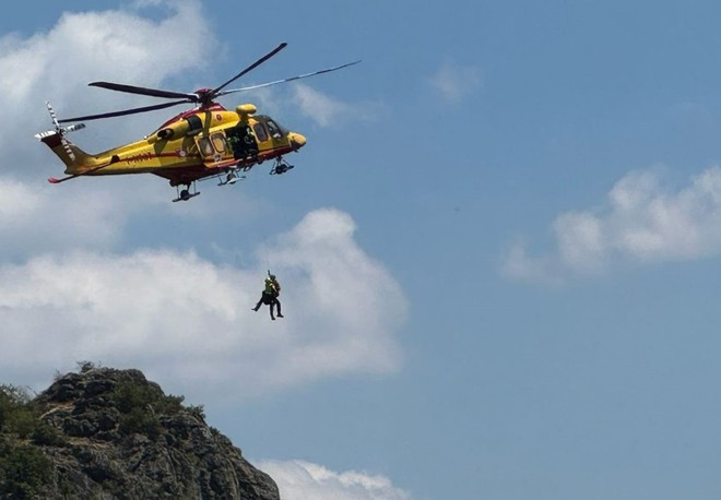 Si infortuna alla gamba mentre fa canyoning nel Rio Sessi: salvato dal Soccorso Alpino