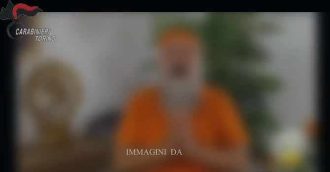 Un'immagine del presunto "maestro" Un'immagine del presunto "maestro"