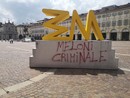 "Meloni criminale", la scritta contro la premier nel salotto buono di Torino "Meloni criminale", la scritta contro la premier nel salotto buono di Torino