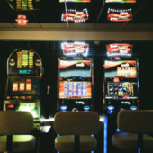 Come vincere alle slot online: strategie per realizzare grandi vincite