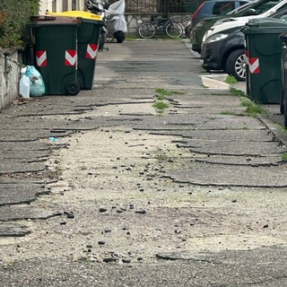 Voragini e manto disastroso in Strada Alberoni: &quot;Nel 2025 riasfaltatura totale&quot;