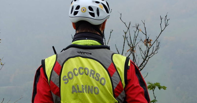 Valanga sul Monte Albergian a Pragelato: travolta una scialpinista Valanga sul Monte Albergian a Pragelato: travolta una scialpinista