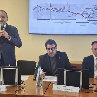 Lo Russo a Salvini: &quot;Collegamenti più veloci via treno ed autostrada tra Torino e mare&quot;