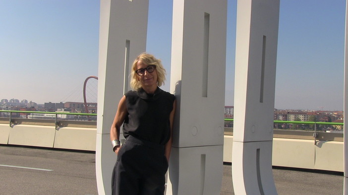 "L'arte non dà risposte, crea nuove domande": l'Art Week secondo Sarah Cosulich [VIDEOINTERVISTA]