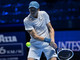 Sinner in azione durante le Atp Finals di Torino