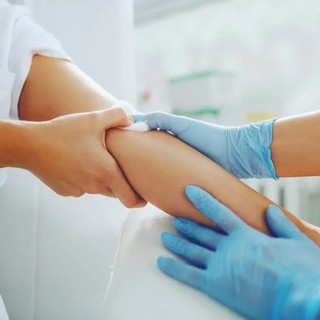 Esami del sangue: ora si possono fare in Clinica Sedes Sapientiae