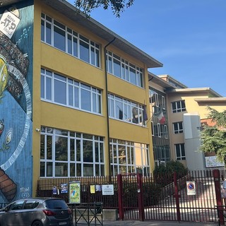 Santa Rita fa festa tra i banchi: 50 anni per la Scuola Sinigaglia Santa Rita fa festa tra i banchi: 50 anni per la Scuola Sinigaglia