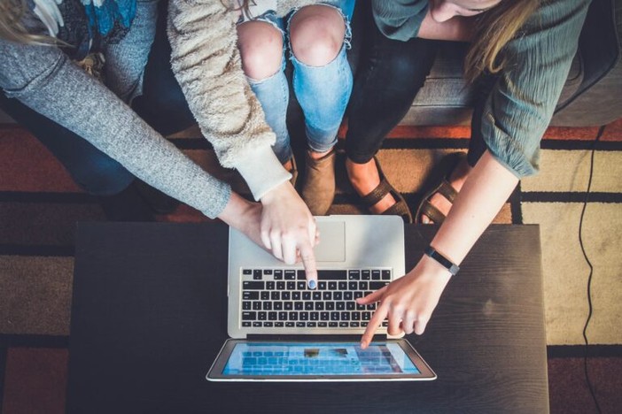 Consigli base per la sicurezza digitale in famiglia