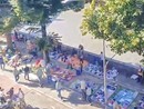 Il suk abusivo 'prende il largo' e occupa Lungo Dora Napoli Il suk abusivo 'prende il largo' e occupa Lungo Dora Napoli