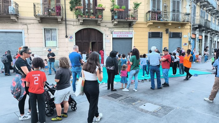 La parrocchia dove i bambini di Barriera di Milano giocano con le forze dell'ordine