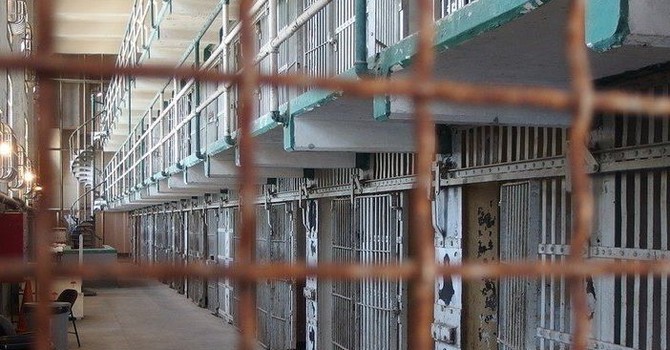 Avvocato arrestato in carcere: passava droga ai suoi assistiti durante i colloqui Avvocato arrestato in carcere: passava droga ai suoi assistiti durante i colloqui