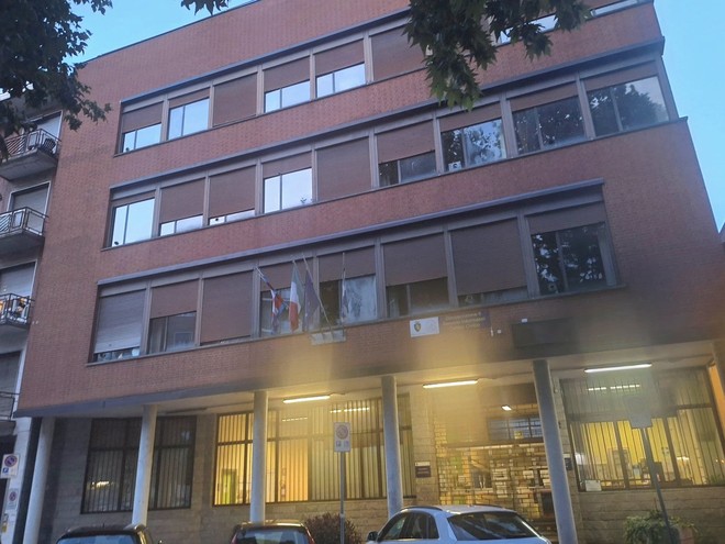 Una immagine della sede della Circoscrizione 6 di Torino