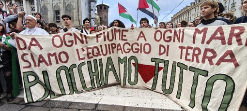 Le proteste durante la giornata di lunedì