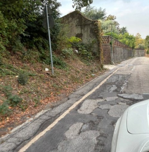 Moncalieri, strada Santa Brigida ridotta a un colabrodo Moncalieri, strada Santa Brigida ridotta a un colabrodo