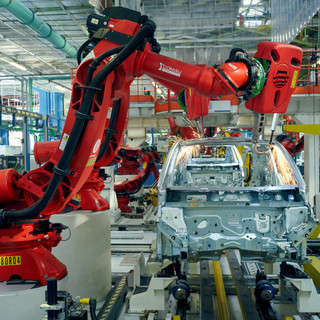 catena di montaggio automotive