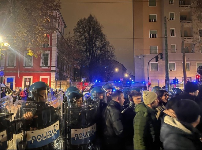 Fratelli d'Italia a Lo Russo: "Fuori Rosatelli dalla Giunta. Città non si pieghi alla violenza per convenienza politica"