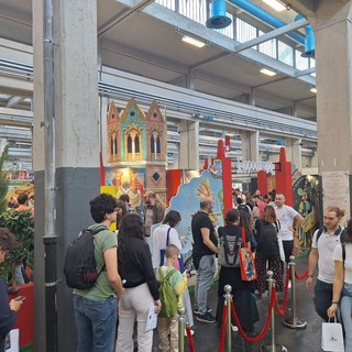 Finti sordomuti al Salone del Libro, 5 persone denunciate per truffa e accattonaggio