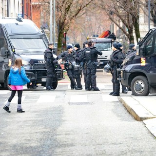 Scuole Vanchiglia, Grimaldi (AVS), Ravinale (AVS), Diena e Busconi (Sinistra Ecologista): “Inaccettabile chiusura per operazioni di polizia"
