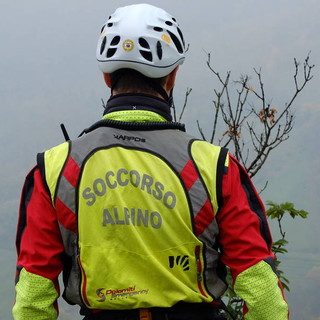 Escursionista si perde su un sentiero sopra Ceresole: salvata dal Soccorso Alpino