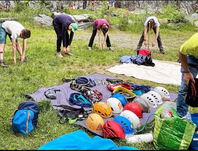 I bambini autistici del Regina Margherita 'alla scalata' di Montalto Dora