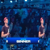 Jannik Sinner al termine della sfida di lunedì sera Jannik Sinner al termine della sfida di lunedì sera