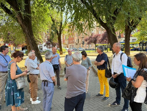 Caos ingorghi e malasosta, arriva un doppio senso unico in zona ospedale