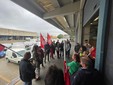 Presidio e protesta dei lavoratori di PostalCoop a Grugliasco