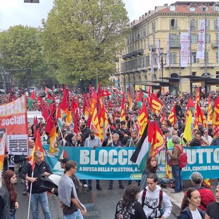 sindacati, studenti e famiglie in piazza contro il genocidio a Gaza
