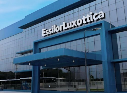 Uno stabilimento di Essilorluxottica Uno stabilimento di Essilorluxottica