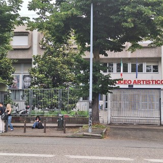 Maturità, gli studenti del Primo Liceo Artistico scartano il tema sulla bomba atomica
