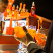 Lo "Spritz effect": lo studio di Unito su come un cocktail può influenzare il commercio internazionale Lo "Spritz effect": lo studio di Unito su come un cocktail può influenzare il commercio internazionale