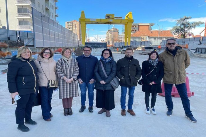 Prolungamento della Metro 1: aperto il cantiere verso Collegno e Rivoli Prolungamento della Metro 1: aperto il cantiere verso Collegno e Rivoli