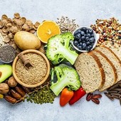 Sindrome dell’intestino irritabile: cos’è, cause, alimentazione e gestione dei sintomi Sindrome dell’intestino irritabile: cos’è, cause, alimentazione e gestione dei sintomi