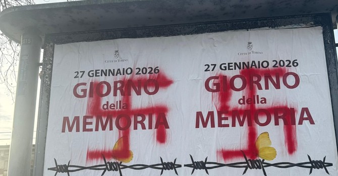 L'atto vandalico davanti al Cimitero Monumentale