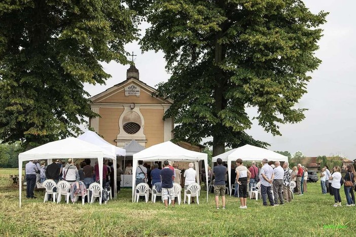 Una immagine dell'esterno del santuario di Vico Manino