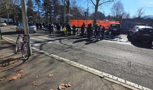 Immagine d'archivio del suk di via Carcano Immagine d'archivio del suk di via Carcano