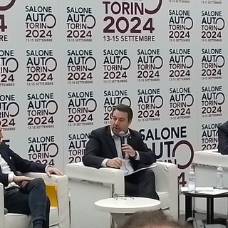Incentivi auto, Salvini: "Basta soldi degli operai torinesi per pagare i conti di aziende cinesi"