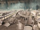La devastazione all'interno delle Ogr durante la manifestazione di ieri sera La devastazione all'interno delle Ogr durante la manifestazione di ieri sera