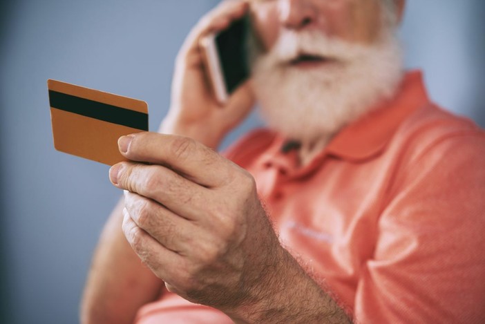 Telefonate spam e truffe: perché continuano ad arrivare ogni giorno (e cosa può davvero proteggerci)