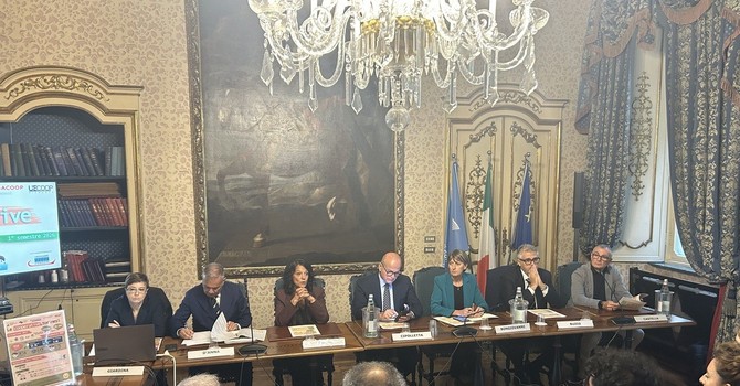 La crisi colpisce le coop torinesi: in 10 anni ne è sparita più di 1 su 3