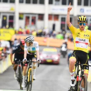 Dal menù a film e mostre, Torino si tinge di rosa e giallo per accogliere Giro e Tour