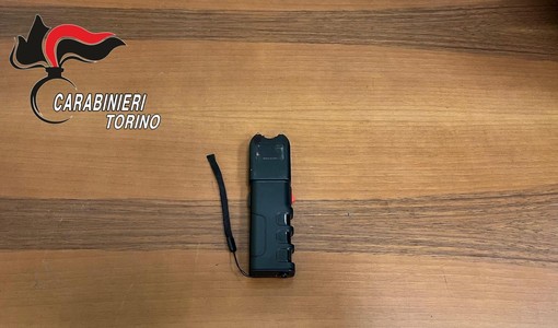 Violenze e rapine con taser a Mirafiori: in carcere 4 persone Violenze e rapine con taser a Mirafiori: in carcere 4 persone