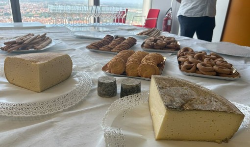 Toma di Lanzo, la mostra compie 30 anni e diventa nazionale Toma di Lanzo, la mostra compie 30 anni e diventa nazionale
