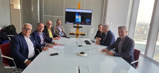 Una immagine dell'incontro avvenuto oggi a Torino